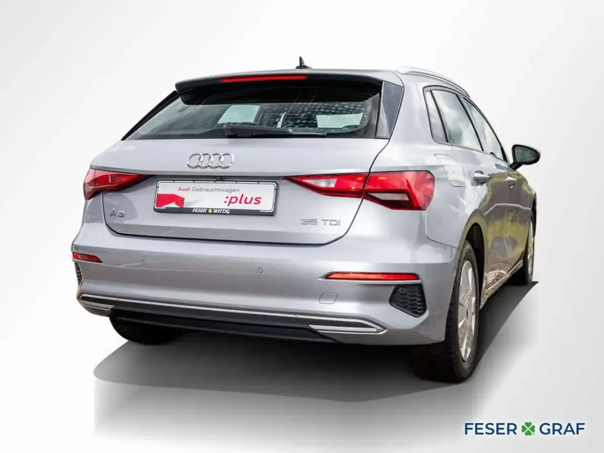 Gebraucht Audi A3 Advanced 150 PS (110 kW) 2023 Florettsilber metallic Limousine