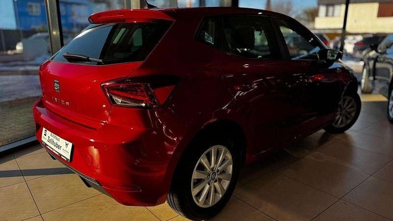 Gebraucht Seat Ibiza 110 PS (80 kW) 2021 Rot Limousine