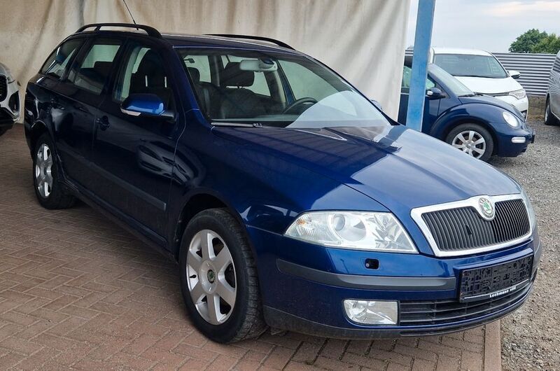 Blau Gebraucht 2006 Skoda Octavia Elegance Kombi | 1.500 € (Guter Preis) - Bild 1/4