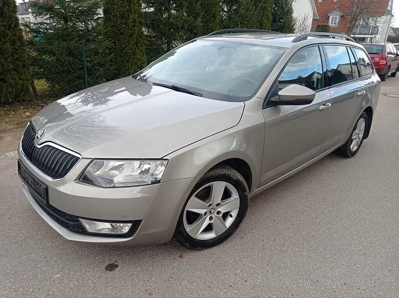Second-hand Skoda Octavia Active 150 CP (110 kW) 2017 Gri Break
