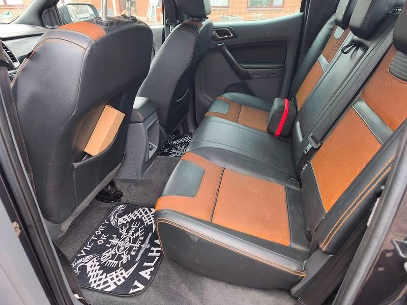 Gebraucht Ford Ranger Wildtrack 200 PS (147 kW) 2016 Violett Pickup