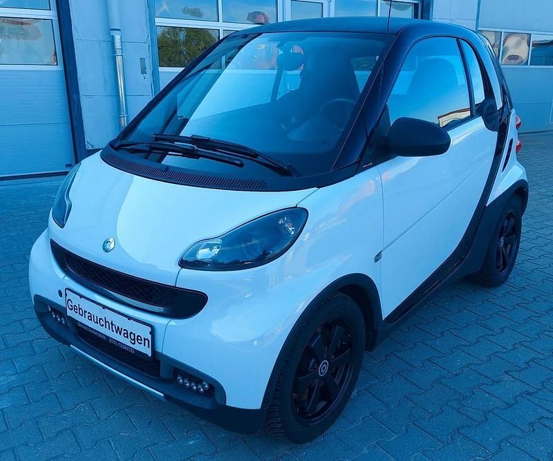 Schwarz Gebraucht 2012 Smart ForTwo Coupé Coupé | 2.900 € (Superpreis) - Bild 1/4