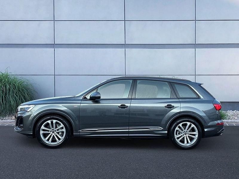 Neu Audi Q7 S-Line 286 PS (210 kW) 2025 Grau SUV
