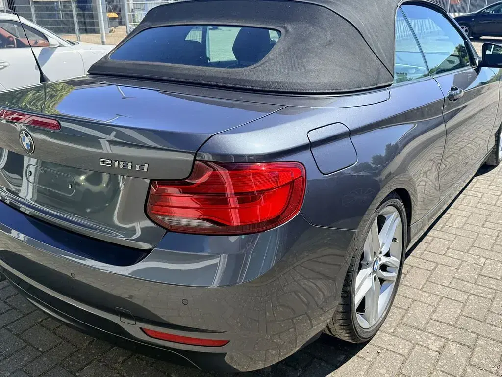 Gebraucht BMW 218 Advantage 150 PS (110 kW) 2018 Grau Cabrio