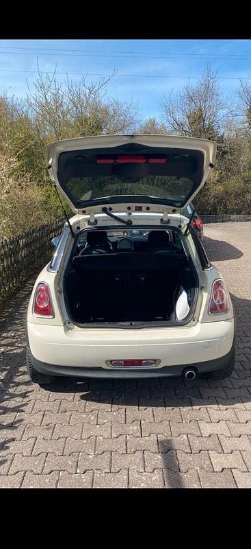 Usado Mini ONE 98 CV (72 kW) 2011 Beige Utilitario