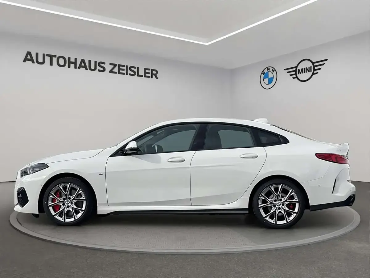 Gebraucht BMW 220 Gran Coupé M Sport 178 PS (130 kW) 2024 Weiß Coupé