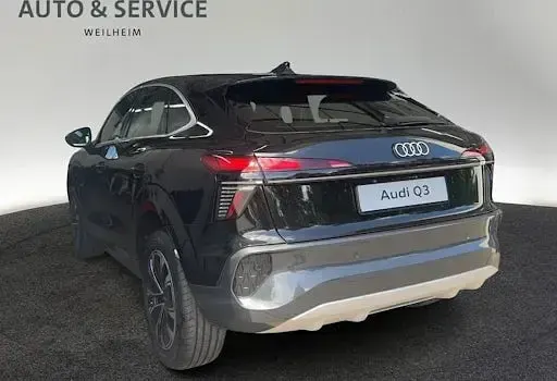 Neu Audi Q3 Sportback Ambiente 272 PS (200 kW) 2026 Schwarz SUV