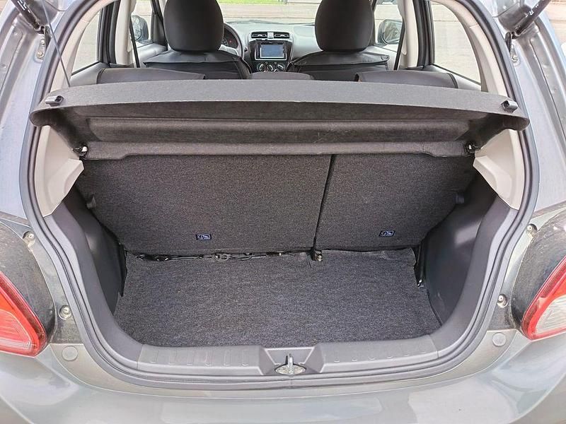 Gebraucht Mitsubishi Space Star 71 PS (52 kW) 2023 Silber Kleinwagen