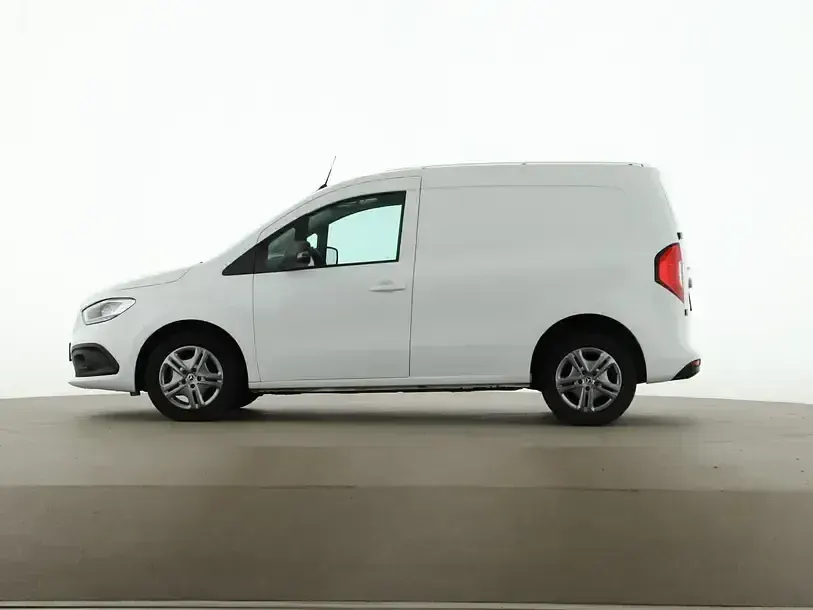 Gebraucht Mercedes Citan 110 95 PS (69 kW) 2025 Weiß Van / Kleinbus