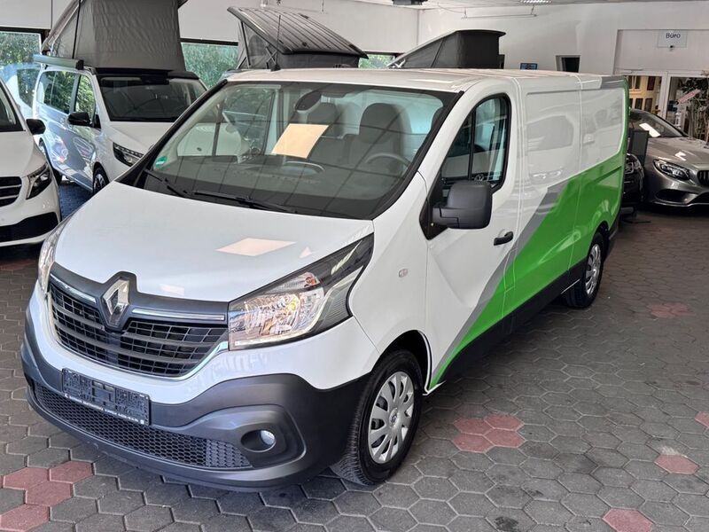 Weiß Gebraucht 2021 Renault Trafic Van | 17.990 € (Superpreis) - Bild 1/4