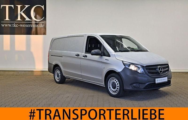 Gebraucht Mercedes e-Vito 85 kW (116 PS) 2021 Silber Van / Kleinbus