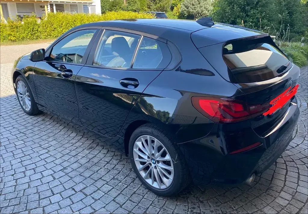 Gebraucht BMW 118 Advantage 140 PS (102 kW) 2020 Schwarz Limousine