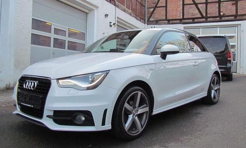 Gebraucht Audi A1 S-Line 86 PS (63 kW) 2015 Weiß Kleinwagen