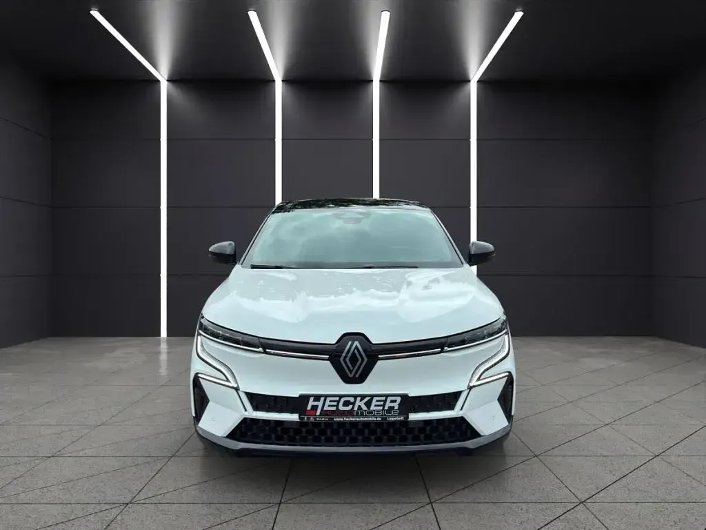 Gebraucht Renault Mégane Techno 160 kW (218 PS) 2023 Weiss 369 + schwarz gne (metallic) Limousine