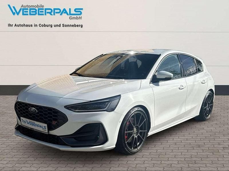 Second-hand Ford Focus ST 280 CP (205 kW) 2024 Alb Hatchback