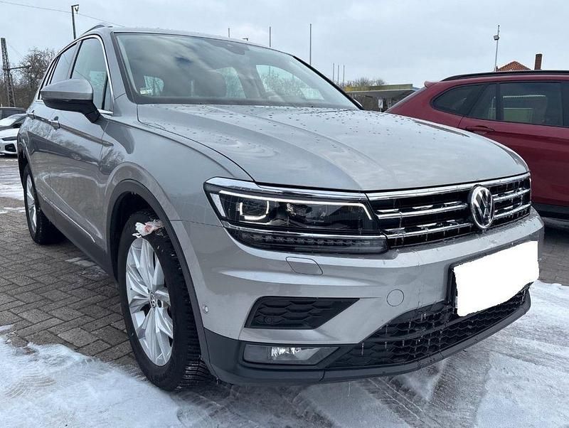 Gebraucht VW Tiguan Sound 179 PS (131 kW) 2018 Grau SUV