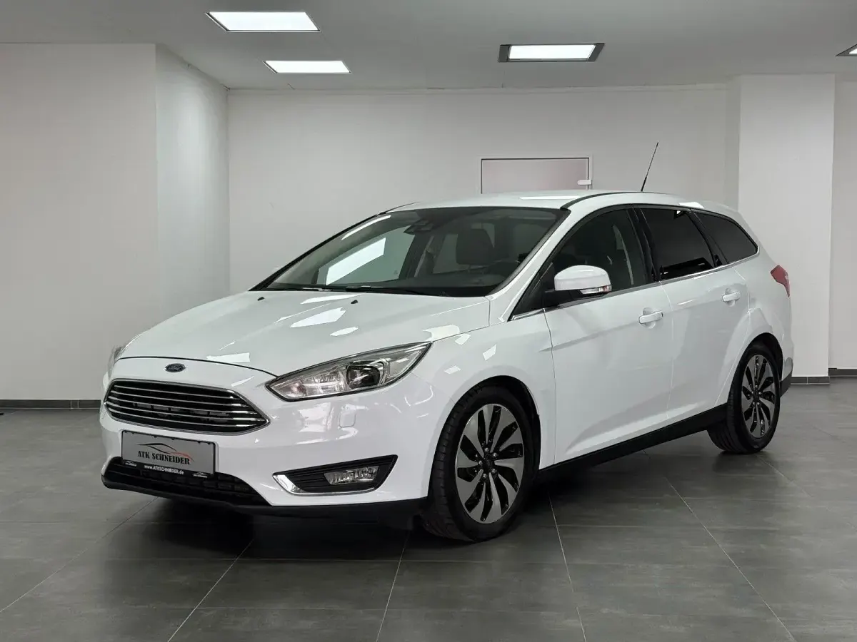 Gebraucht Ford Focus Titanium 150 PS (110 kW) 2015 Weiß Kombi