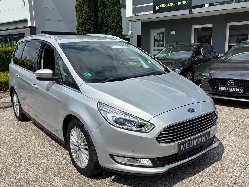 Gebraucht Ford Galaxy Titanium 150 PS (110 kW) 2017 Silber Van / Kleinbus