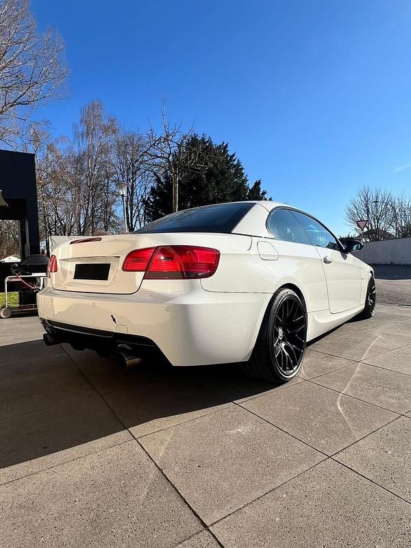 Gebraucht BMW 335 Cabriolet M Performance 306 PS (225 kW) 2008 Weiß Cabrio