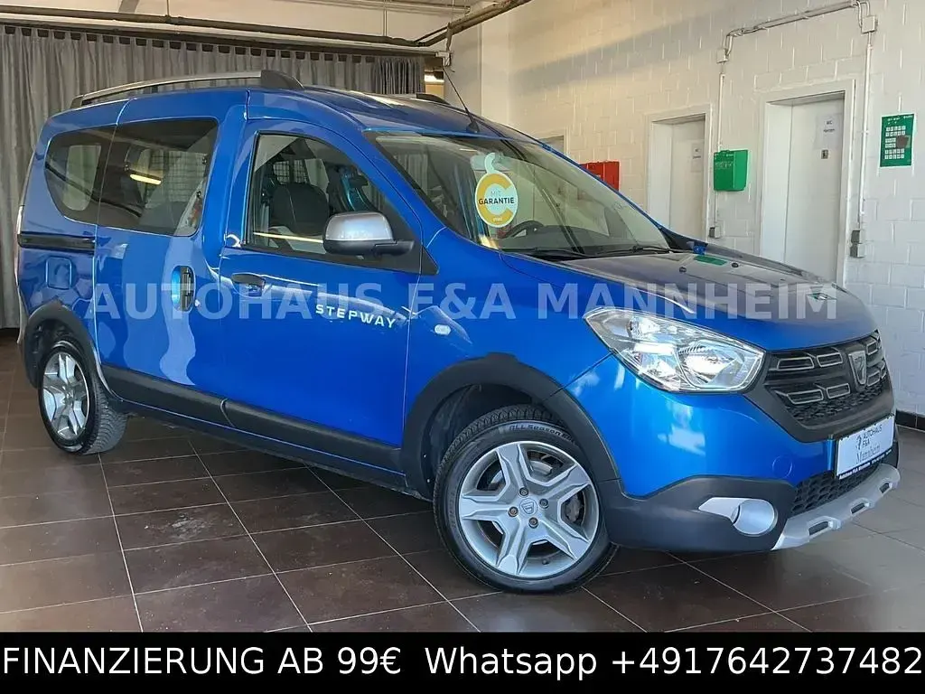 Gebraucht Dacia Dokker Stepway 131 PS (96 kW) 2020 Blau Van / Kleinbus