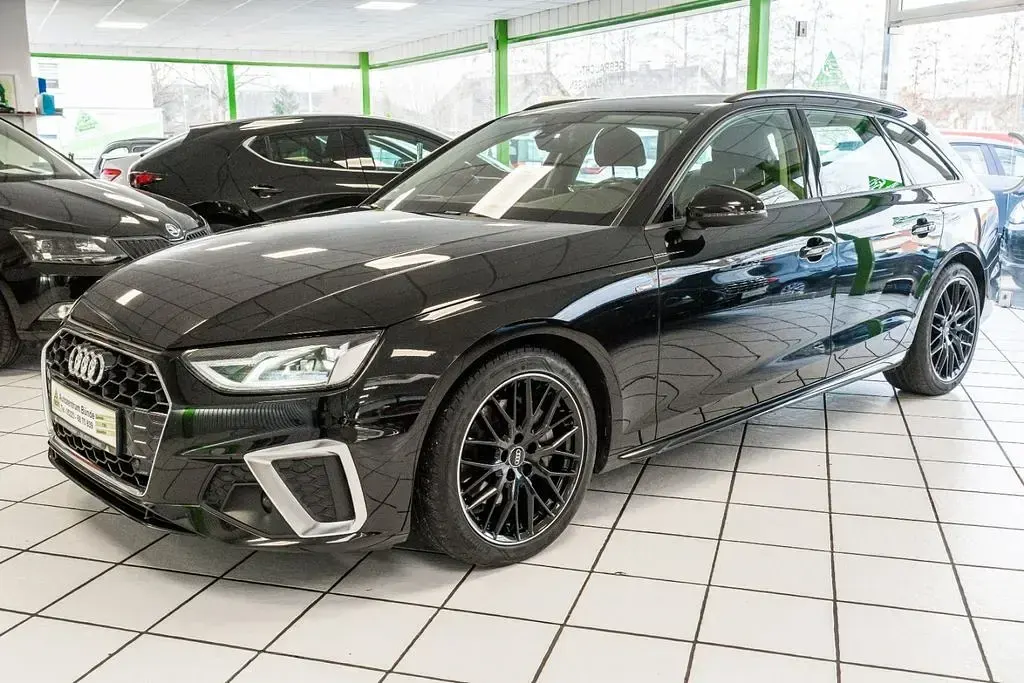 Gebraucht Audi A4 S-Line 204 PS (150 kW) 2020 Schwarz Kombi