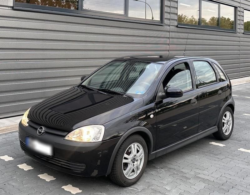 Schwarz Gebraucht 2002 Opel Corsa Kleinwagen | 1.190 € (Fairer Preis) - Bild 1/4