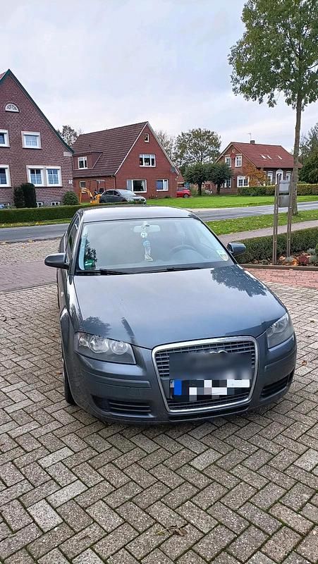Grau Gebraucht 2007 Audi A3 Coupé | 4.849 € (Teuer) - Bild 1/4
