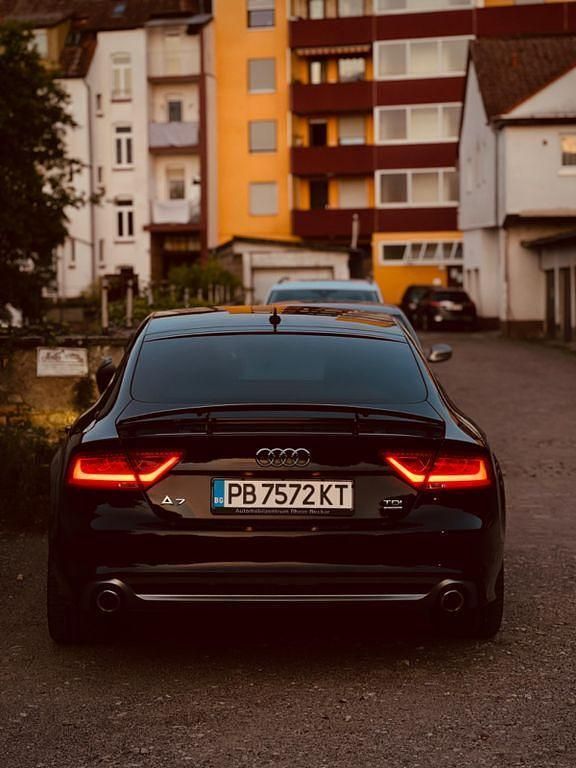 Schwarz Gebraucht 2011 Audi A7 Sportback Sport Kleinwagen | 14.490 € (Fairer Preis) - Bild 1/4
