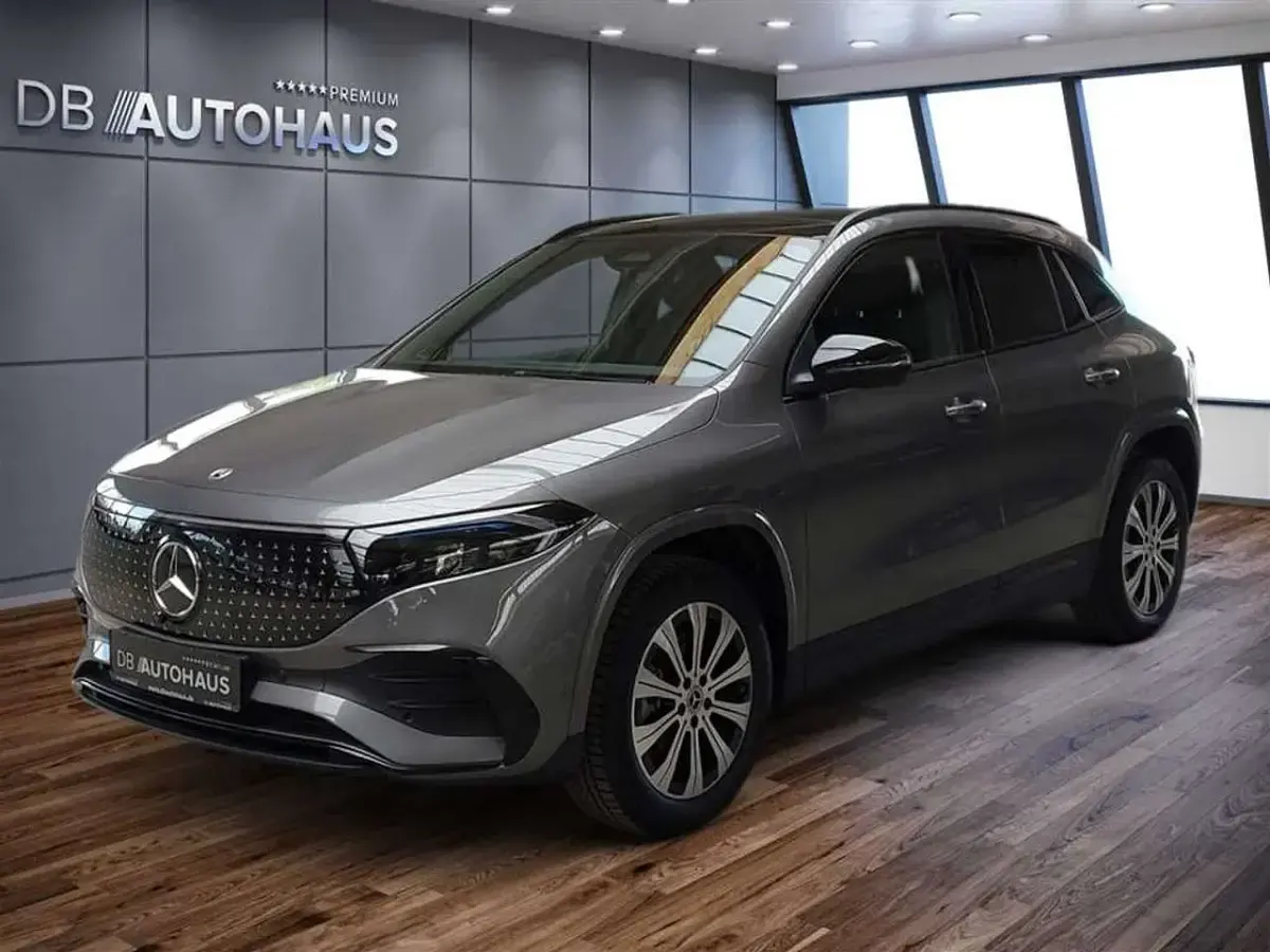 Gebraucht Mercedes EQA250+ Advanced 139 kW (190 PS) 2024 SUV