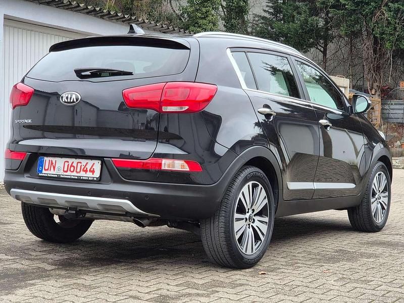 Gebraucht Kia Sportage Spirit 166 PS (122 kW) 2015 (1k) zilinaschwarz met. SUV