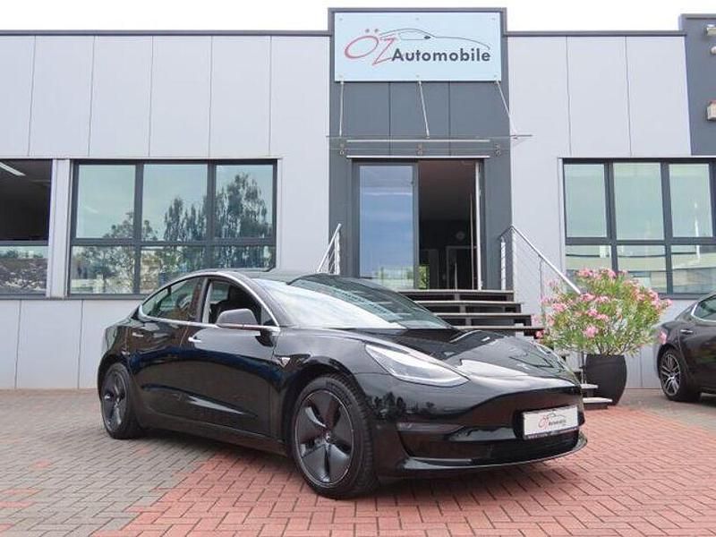 Schwarz Gebraucht 2019 Tesla Model 3 Long Range AWD Limousine | 23.900 € (Fairer Preis) - Bild 1/4