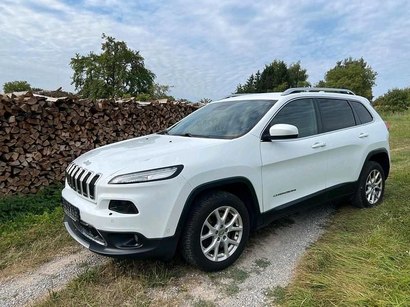 Weiß Gebraucht 2015 Jeep Cherokee SUV | 14.300 € (Fairer Preis) - Bild 1/4