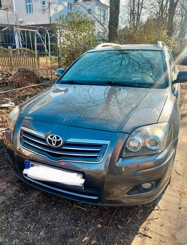 Gebraucht Toyota Avensis T2 177 PS (130 kW) 2007 Silber Kombi