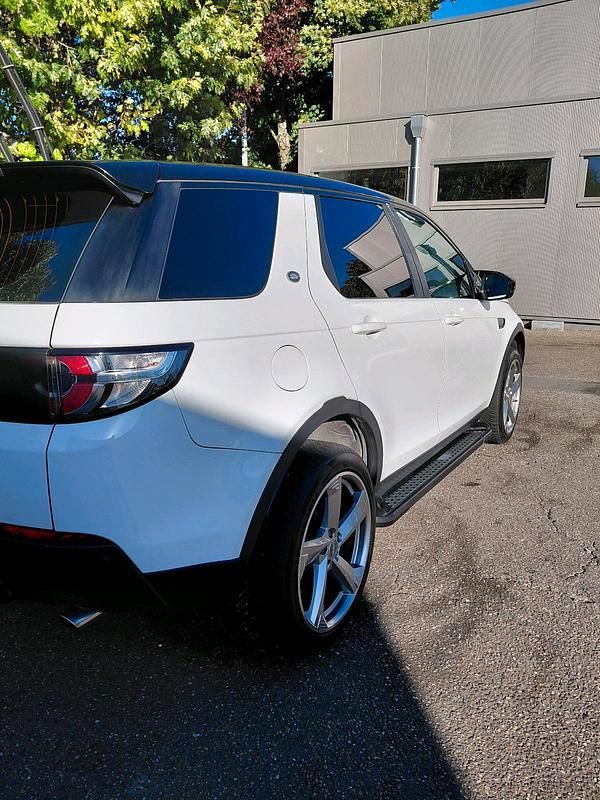 Weiß Gebraucht 2015 Land Rover Discovery Sport SE SUV | 9.900 € (Guter Preis) - Bild 1/4