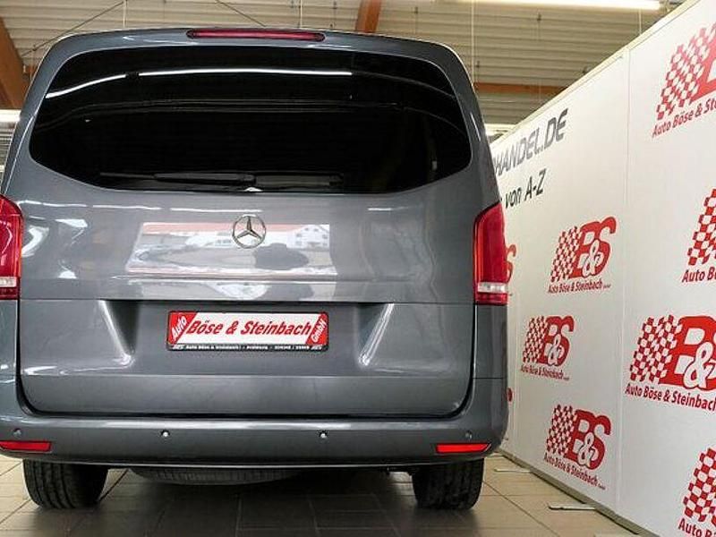 Gebraucht Mercedes Vito 190 PS (139 kW) 2015 Flintgrau metallic Van