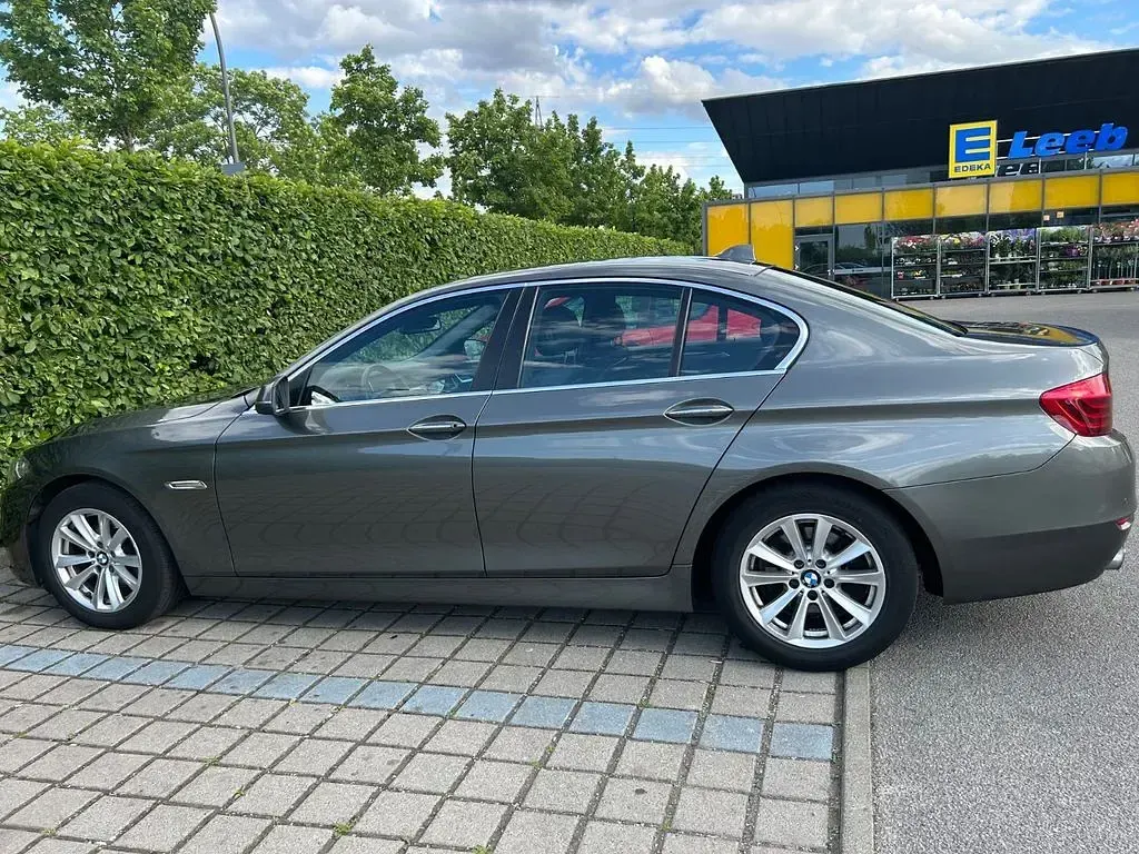 Gebraucht BMW 520 184 PS (135 kW) 2014 Grau Limousine