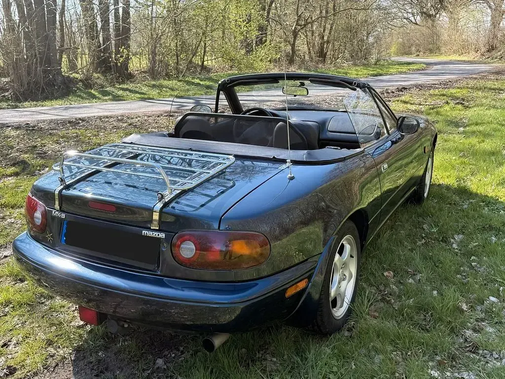 Gebraucht Mazda MX5 90 PS (66 kW) 1998 Blau Cabrio