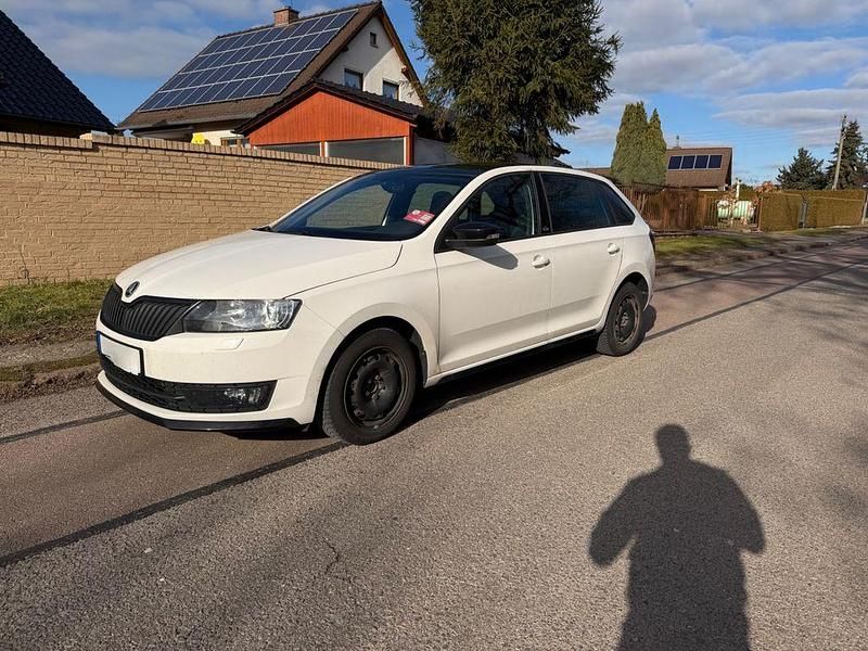 Gebraucht Skoda Rapid Monte Carlo 110 PS (80 kW) 2016 Weiß Kleinwagen