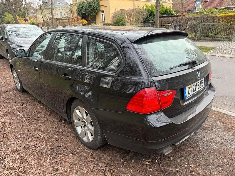 Gebraucht BMW 316 Exclusive 116 PS (85 kW) 2011 Kombi