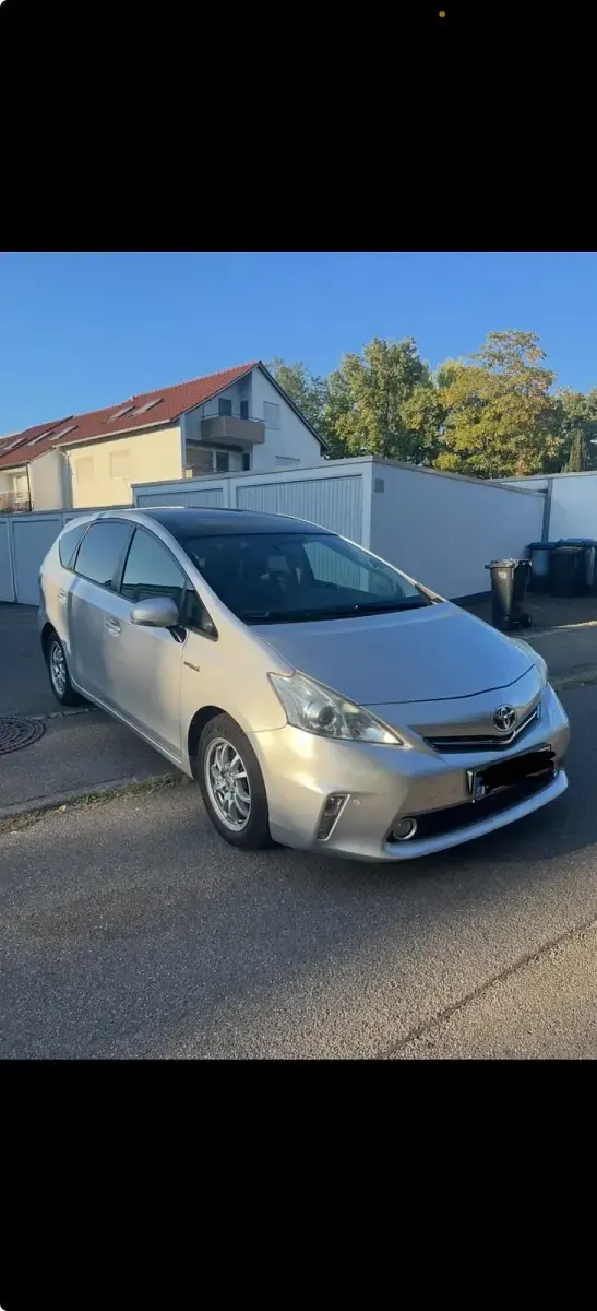 Gebraucht Toyota Prius+ Plus 136 PS (100 kW) 2012 Silber Van / Kleinbus