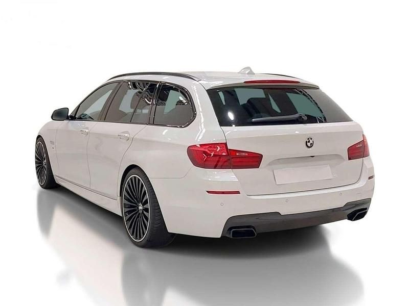 Gebraucht BMW 550 381 PS (280 kW) 2015 Alpinweiss iii Kombi