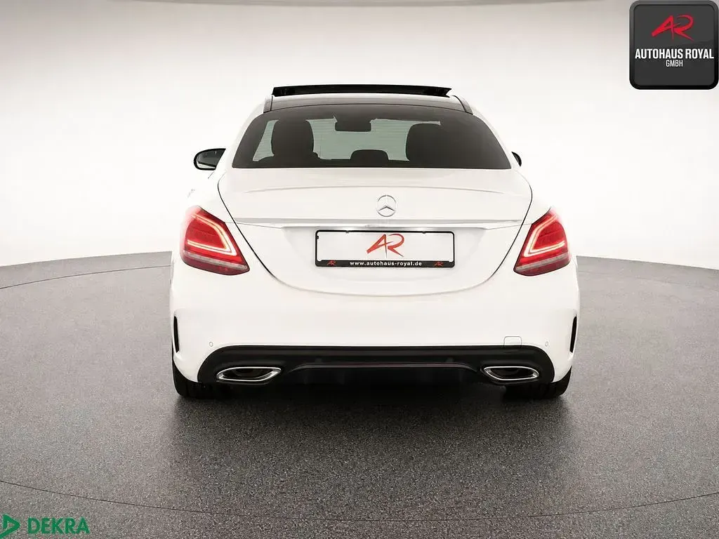 Gebraucht Mercedes C400 AMG 333 PS (244 kW) 2019 Weiß Limousine