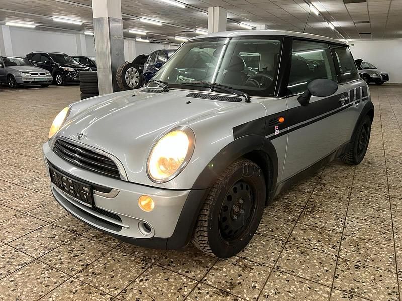 Gebraucht Mini Cooper 90 PS (66 kW) 2006 Silber Kleinwagen