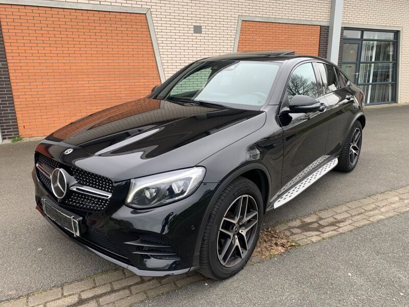 Schwarz Gebraucht 2017 Mercedes GLC350 AMG line Limousine | 27.950 € (Fairer Preis) - Bild 1/4