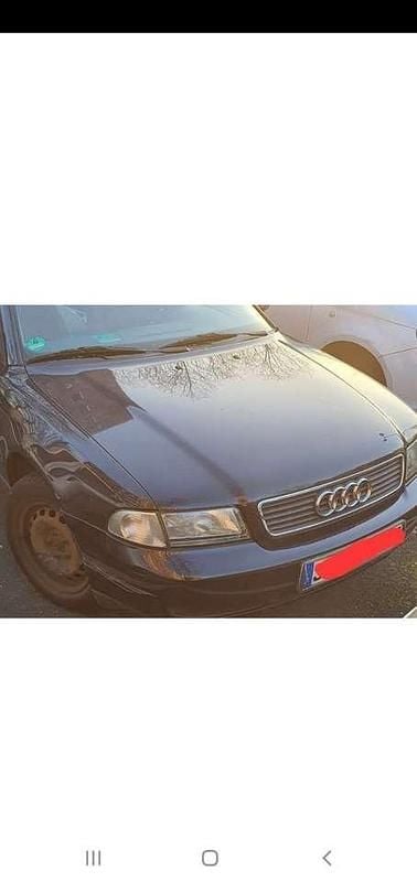 Schwarz Gebraucht 1998 Audi A4 Limousine | 1.000 € (Guter Preis) - Bild 1/4