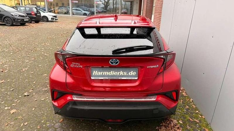 Gebraucht Toyota C-HR Team 122 PS (89 kW) 2021 Hell rot metallic SUV