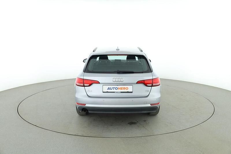 Gebraucht Audi A4 Comfort 150 PS (110 kW) 2017 Grau Kombi