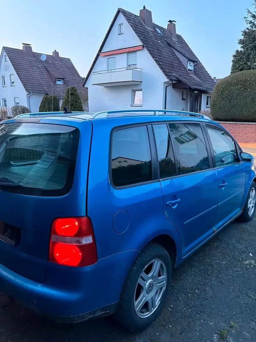 Brugt VW Touran 140 HK (102 kW) 2004 Blå MPV