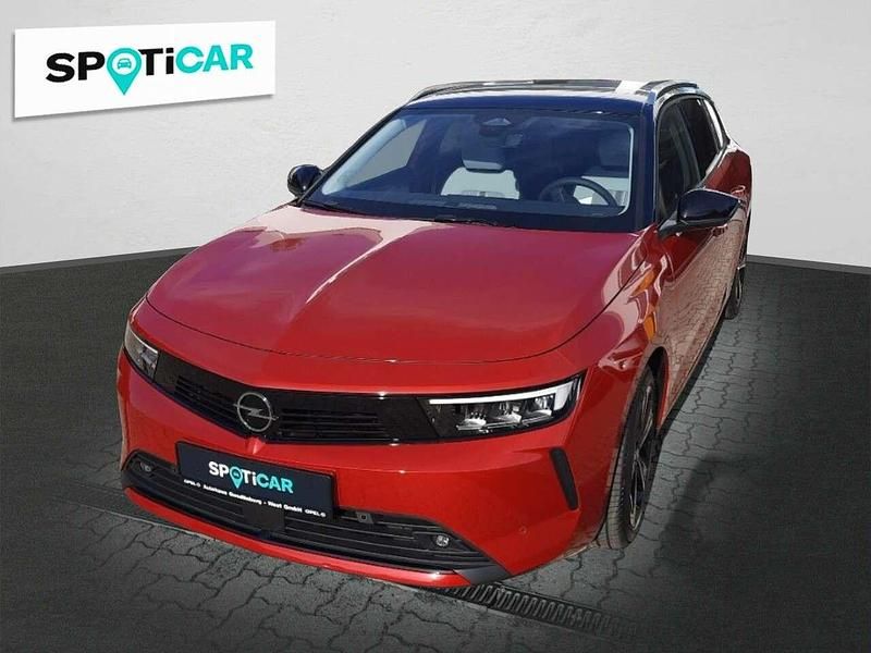 Gebraucht Opel Astra Elegance 110 PS (80 kW) 2023 Kardiorot / dach schwarz Kombi