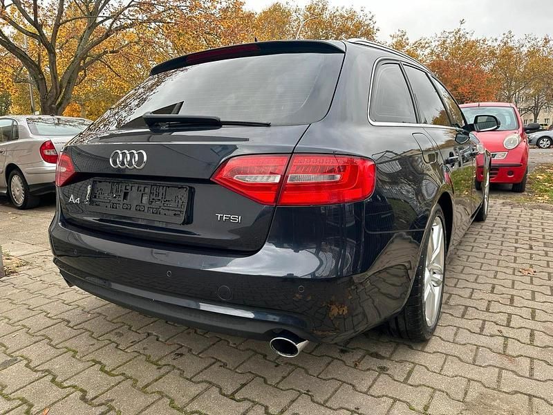 Gebraucht Audi A4 S-Line 170 PS (125 kW) 2014 Blau Kombi